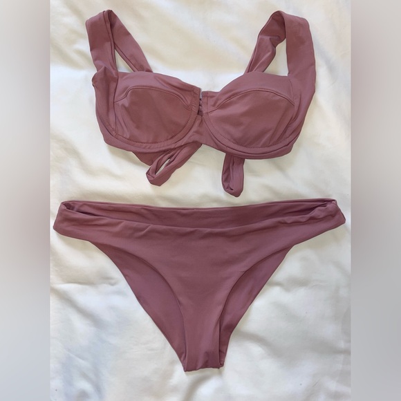 LSPACE Camellia Bikini Top(S) and Sandy Bikini Bottom(M) in color Nostalgia Rose - Picture 1 of 5